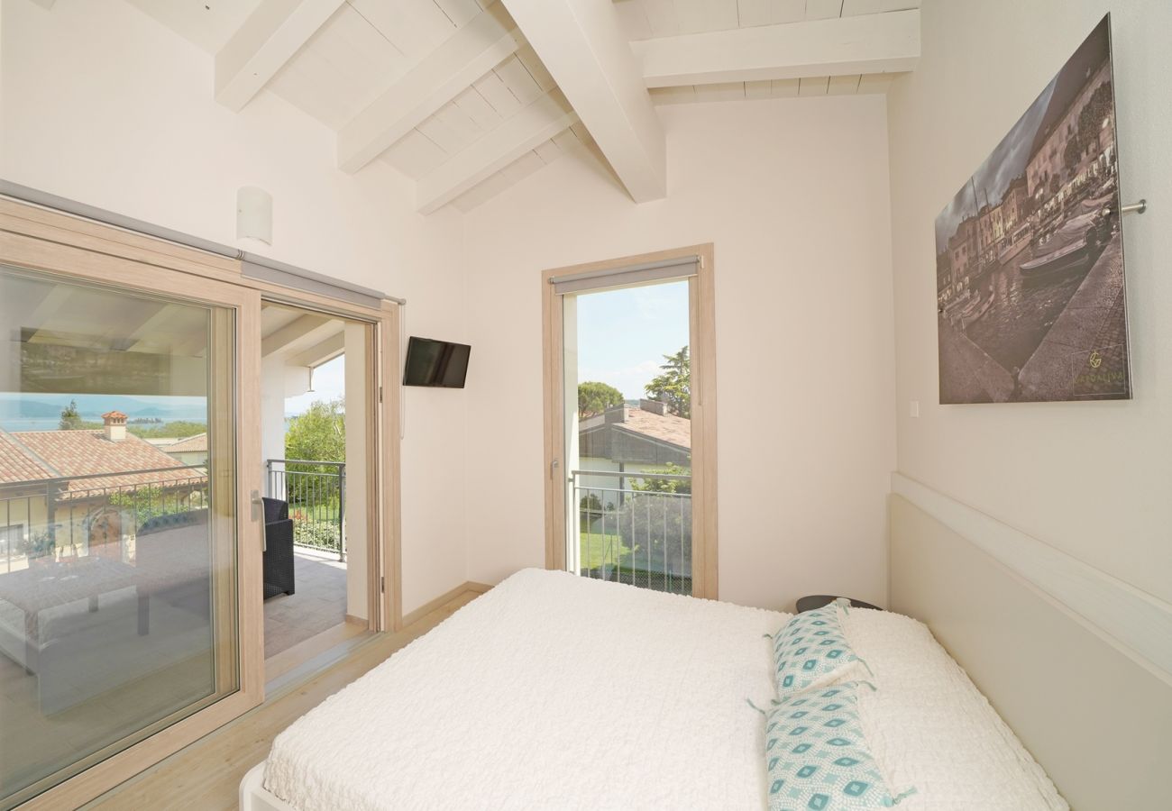 Townhouse w Manerba del Garda - Gardaliva1: in residence con piscina e vista lago vicino alla spiaggia