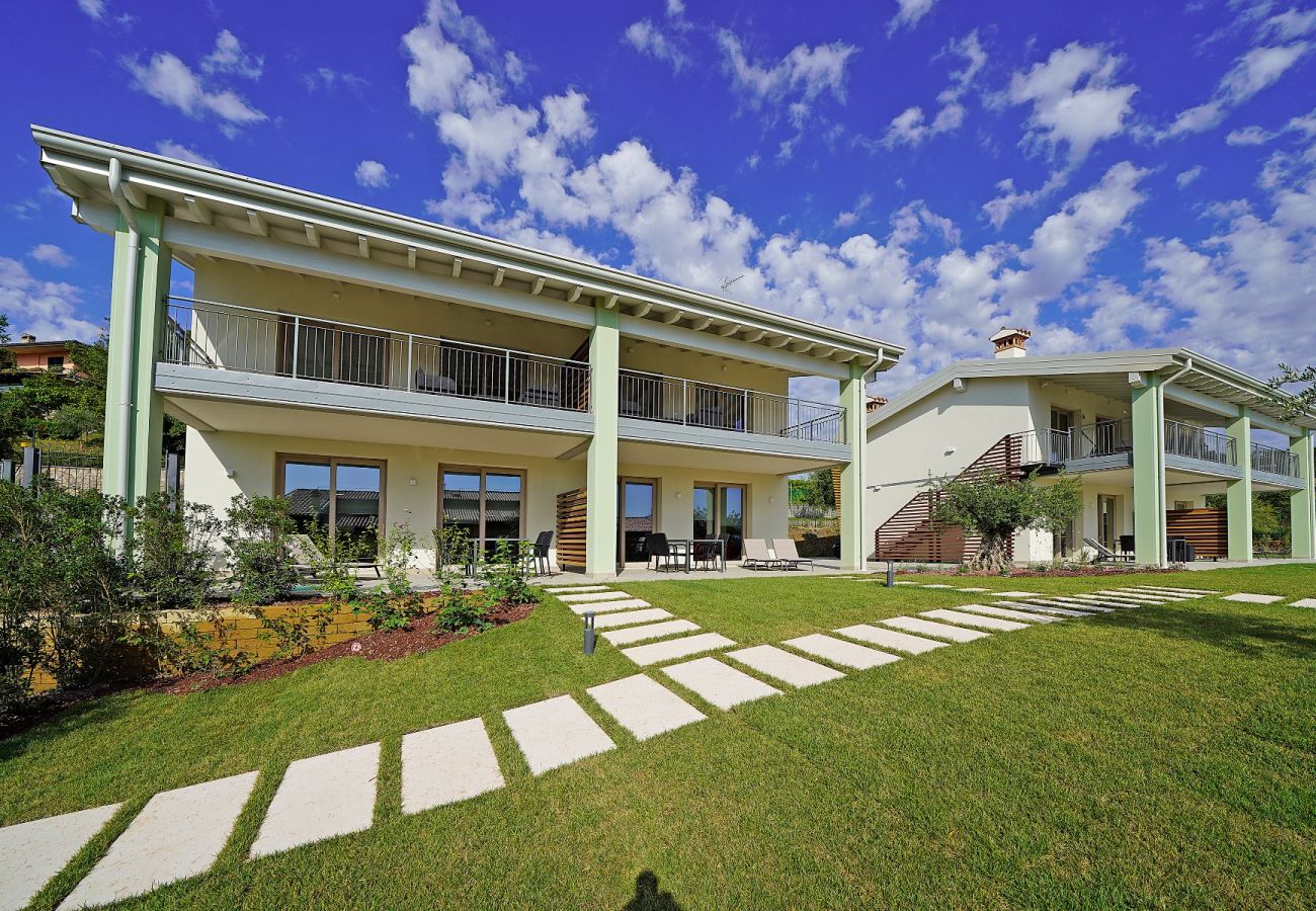 Townhouse w Manerba del Garda - Gardaliva1: in residence con piscina e vista lago vicino alla spiaggia