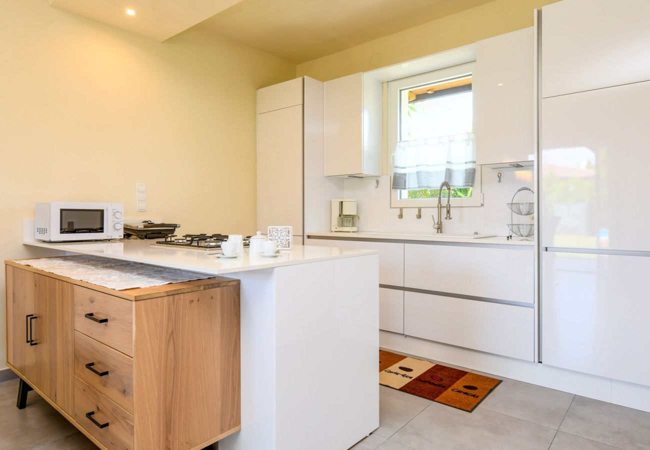 Willa w Manerba del Garda - villa sole, con piscina privata a due passi dalla spiaggia