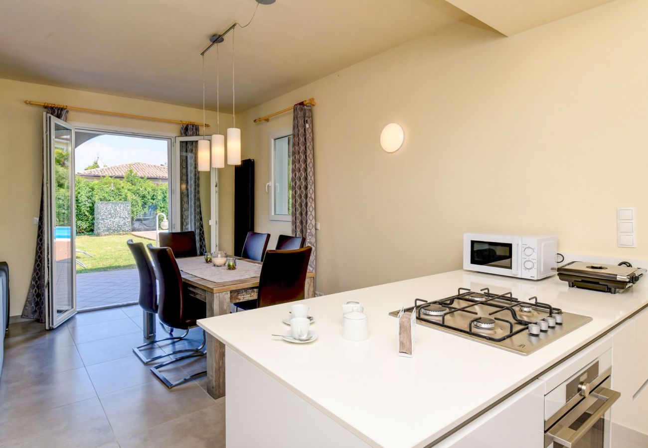 Willa w Manerba del Garda - villa sole, con piscina privata a due passi dalla spiaggia