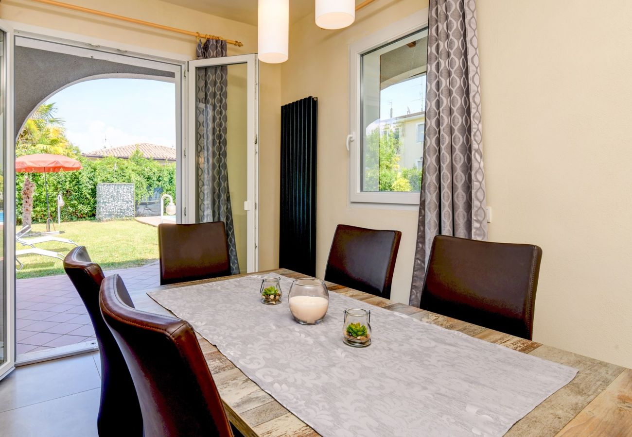 Willa w Manerba del Garda - villa sole, con piscina privata a due passi dalla spiaggia