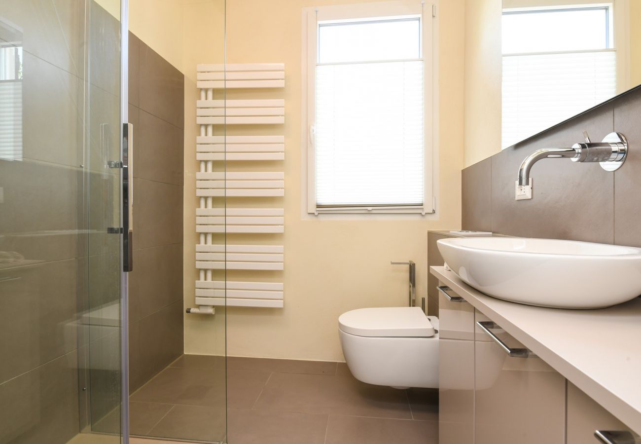 Willa w Manerba del Garda - villa sole, con piscina privata a due passi dalla spiaggia