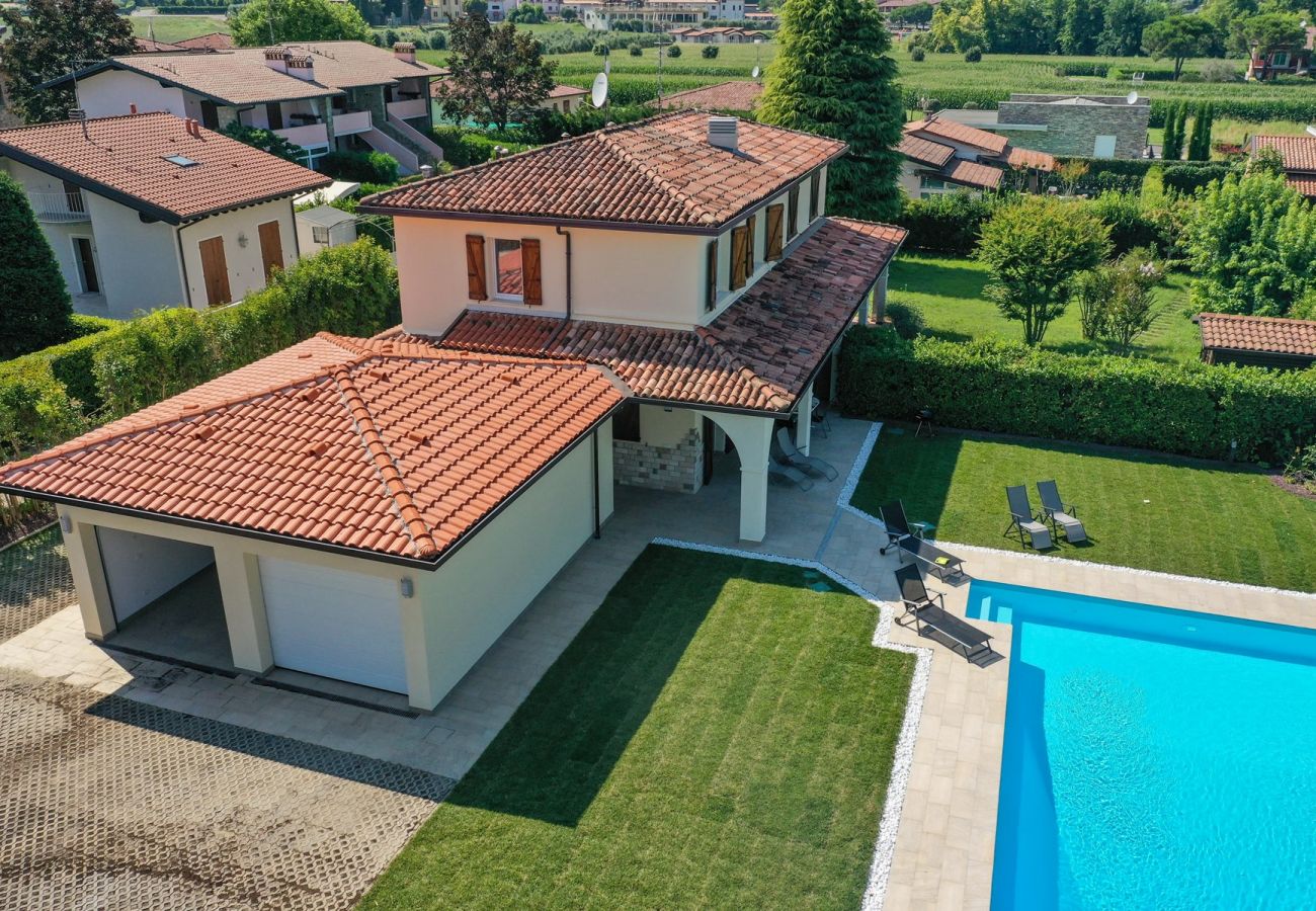 Willa w Manerba del Garda - villa sole, con piscina privata a due passi dalla spiaggia