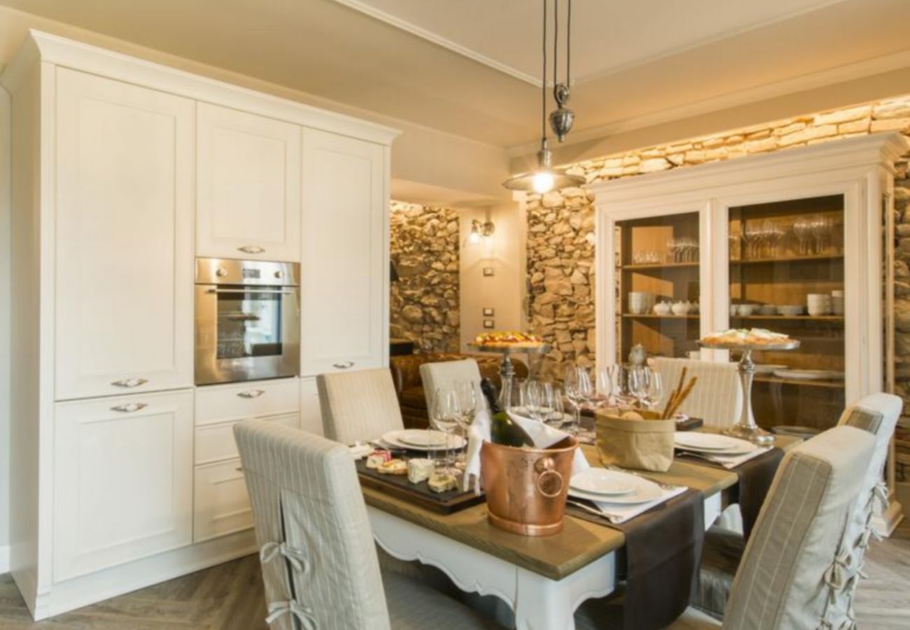 Apartament w Desenzano del Garda - DesenzanoLoft : La Vite Luxury Appartment 1 CIN IT017067C2HOLOZDF9