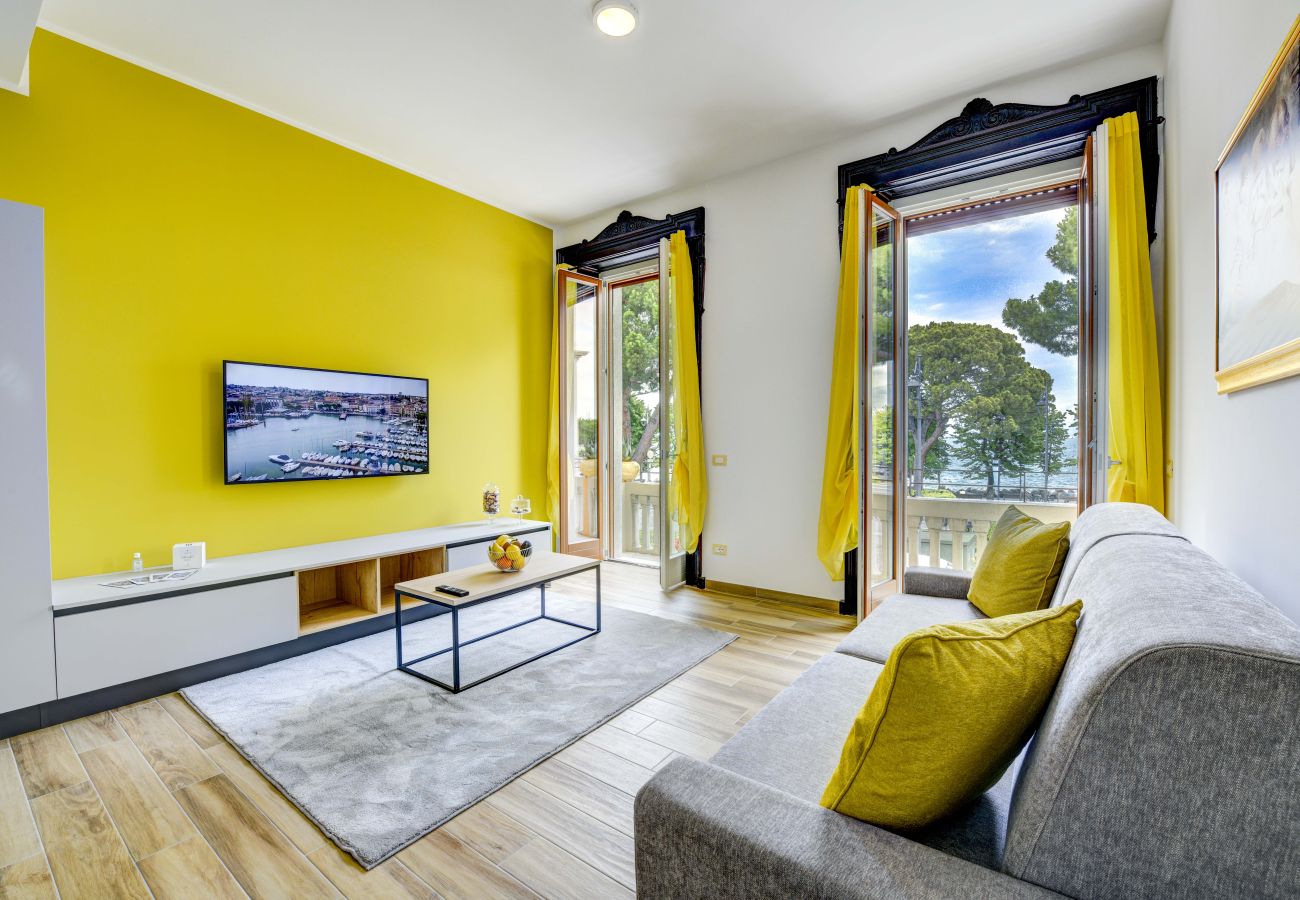 Apartament w Desenzano del Garda - Desenzanoloft Palazzo Visconti-Collo Lungo Giallo
