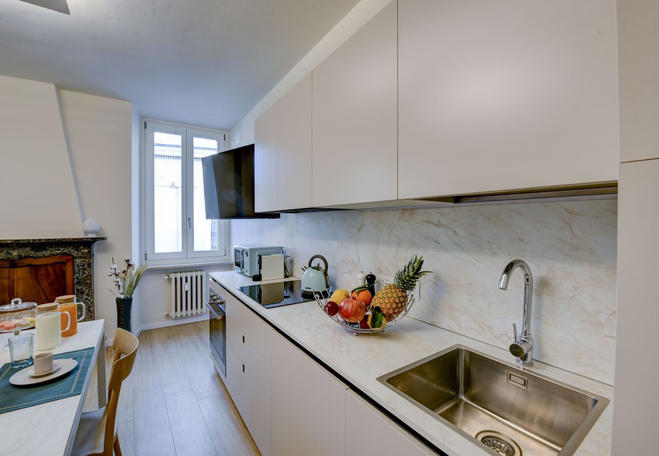 Apartament w Desenzano del Garda - Desenzanoloft Apa Dom 