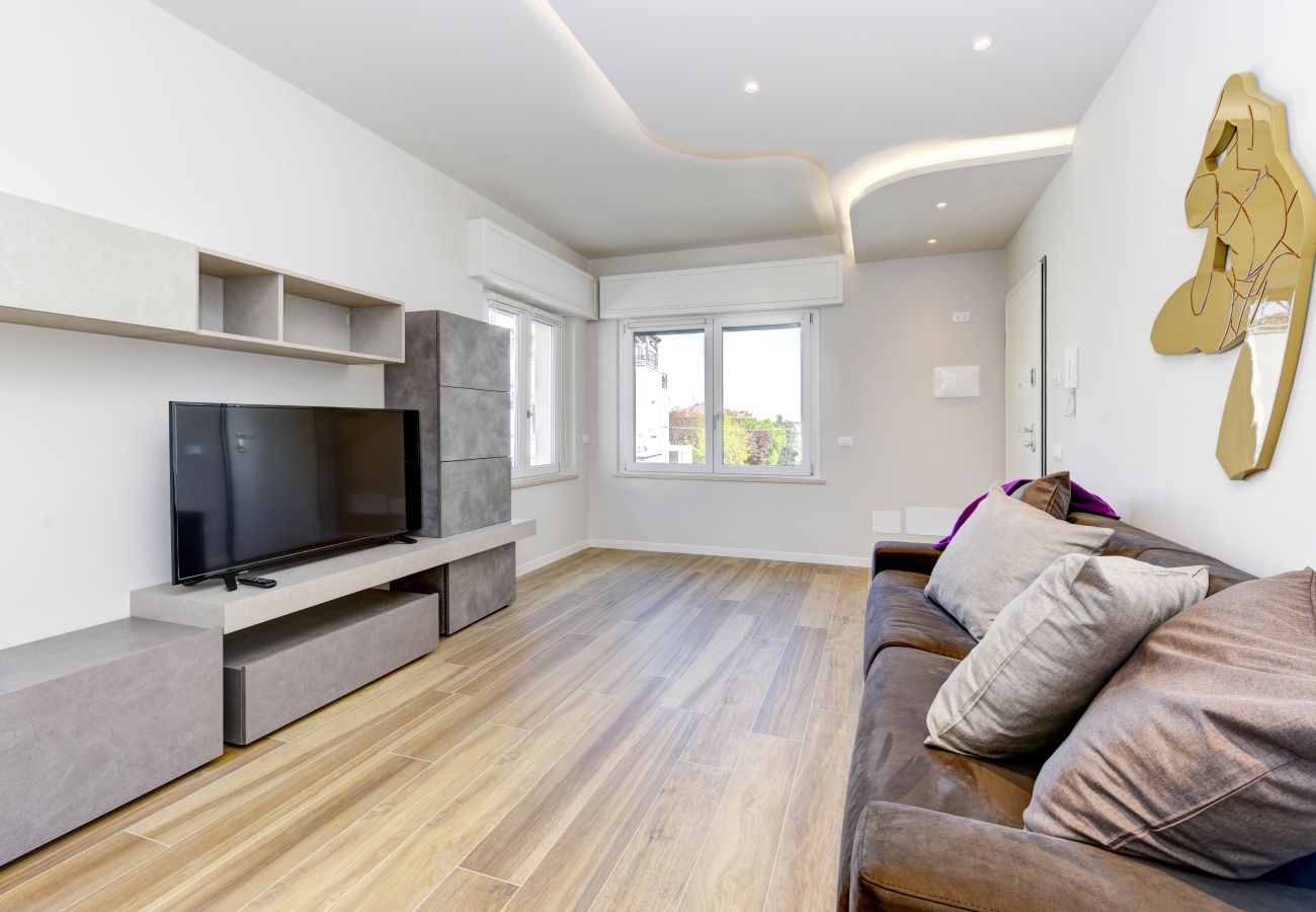 Apartament w Desenzano del Garda - DesenzanoLoft Cappuccino z prywatnym garażem