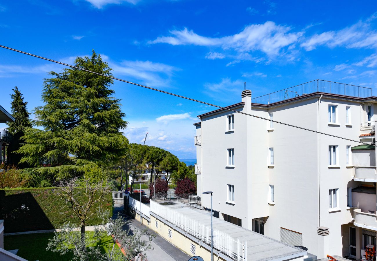 Apartament w Desenzano del Garda - DesenzanoLoft Cappuccino z prywatnym garażem