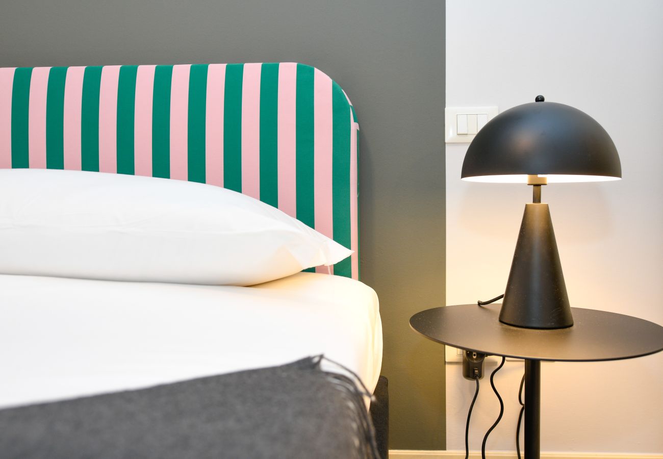 Apartament w Desenzano del Garda - Desenzanoloft Cocktail Lake Front